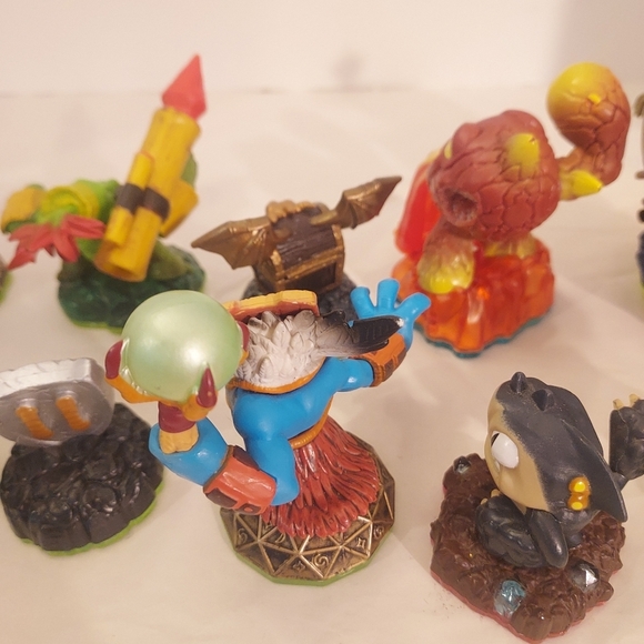 Lot of 13 Activision Skylanders Spyro's Adventure 2011/2012 Action Figure Toys - Picture 8 of 9